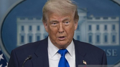 Trump Tuding Iran Langgar Gencatan Senjata Usai Insiden Penembakan di Selat Hormuz