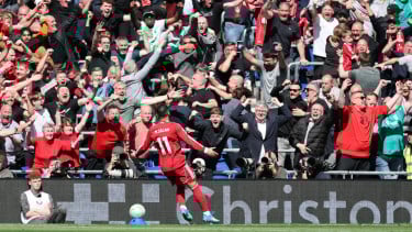 Van Dijk Bungkam Everton di Injury Time, Liverpool Selamatkan Mimpi Liga Champions