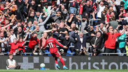 Van Dijk Bungkam Everton di Injury Time, Liverpool Selamatkan Mimpi Liga Champions