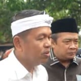 Respons Kilat Dedi Mulyadi Usai Dengar Curhatan Siswa Soal Gedung Sekolah yang Jadi Sarang Ular  dan Mirip Hutan di Bekasi