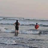 Nekat Belajar Surfing Tanpa Izin, Dua Remaja Terseret Arus di Pantai Parangtritis Satu Selamat dan Satu Hilang