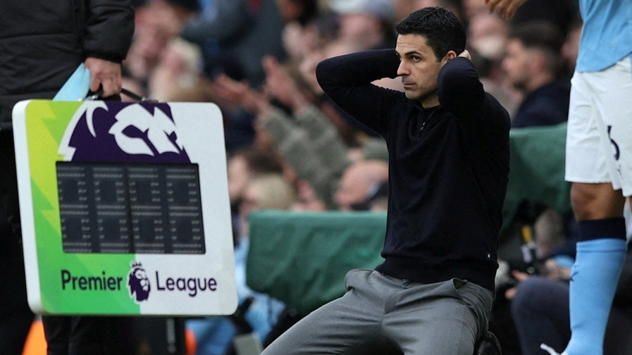 Arsenal Makin Tertekan di Puncak Klasemen Liga Inggris, Mikel Arteta Sebut Erling Haaland Beruntung
            - galeri foto