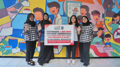 Peringati Hari TBC, Ribuan Paket Kebersihan Dibagikan di Surabaya