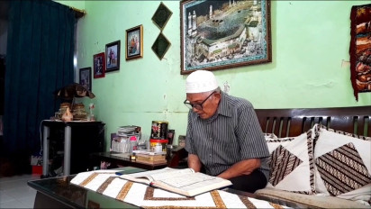 14 Tahun Menunggu, Jemaah Haji Tertua Embarkasi Surabaya Berusia 86 Tahun