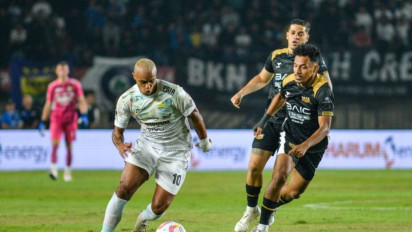 Prediksi Skor Dewa United vs Persib Bandung di Super League 20 April 2026