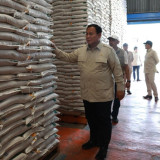 Prabowo Sidak Gudang Bulog, Pemuda Tani Indonesia Apresiasi Rekor Tertinggi Cadangan Beras Pemerintah