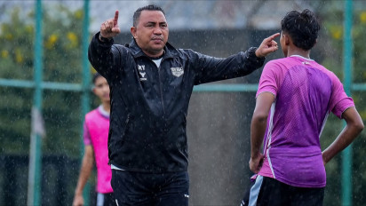 Firman Utina Semprot Pelatih Kiper Bhayangkara FC U-20 Usai Ikut Ribut di Pinggir Lapangan