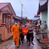 Ibu Rumah Tangga di Karimun Ditemukan Tewas Gantung Diri di Kamar