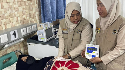 24 Jam Klinik Kesehatan Haji Indonesia Melayani Jemaah Haji