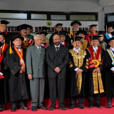 Ubhara Kukuhkan Dosen Alumni sebagai Guru Besar Hukum Tata Negara, Angkat Isu Demokrasi dan Konstitusi