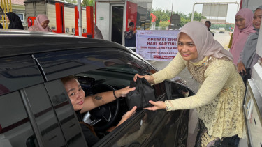 Peringati Hari Kartini, Tol Medan–Binjai Gelar Kampanye Keselamatan dan Bagikan Bingkisan Khusus Pengendara Wanita