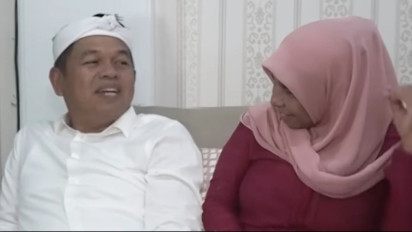 Ditemui Dedi Mulyadi, Bu Atun Guru SMAN 1 Purwakarta Ceritakan Kronologi Diolok-olok oleh 9 Siswa: Kenapa Begini?