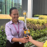 2.026 Bunga Dibagikan pada Peringatan Hari Kartini, Jadi Simbol Apresiasi Perempuan