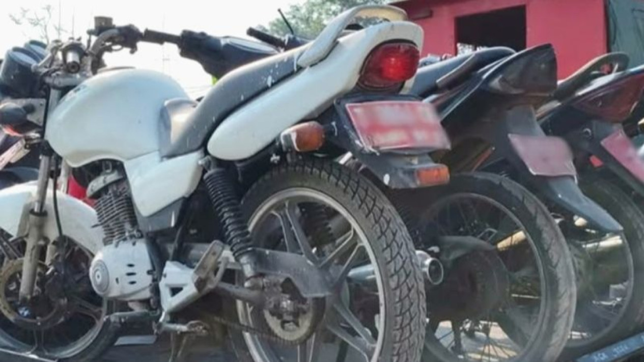 Maksimalkan Pendapatan Negara, Pemkab Karawang Lelang Kendaraan Secara Daring
            - galeri foto