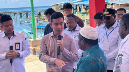 Kunjungi Kampung Nelayan di Raja Ampat, Gibran Dorong Pembangunan Pabrik Pengolahan dan Pengalengan Ikan
