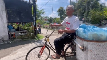 Kisah Sutaji, Pedagang Kerupuk Keliling di Jombang yang Sukses Wujudkan Mimpi Naik Haji 2026