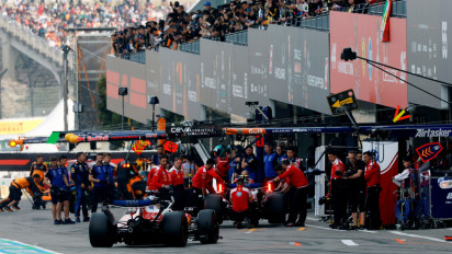 Sebastian Vettel Kritisi Keputusan FIA Ubah Regulasi Power Unit di F1 2026 Jelang GP Miami, Ia Peringatkan....