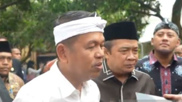 Anggaran Ada Tapi Gaji Tak Cair, Dedi Mulyadi Bongkar Alasan Ribuan Honorer Jawa Barat Belum Gajian