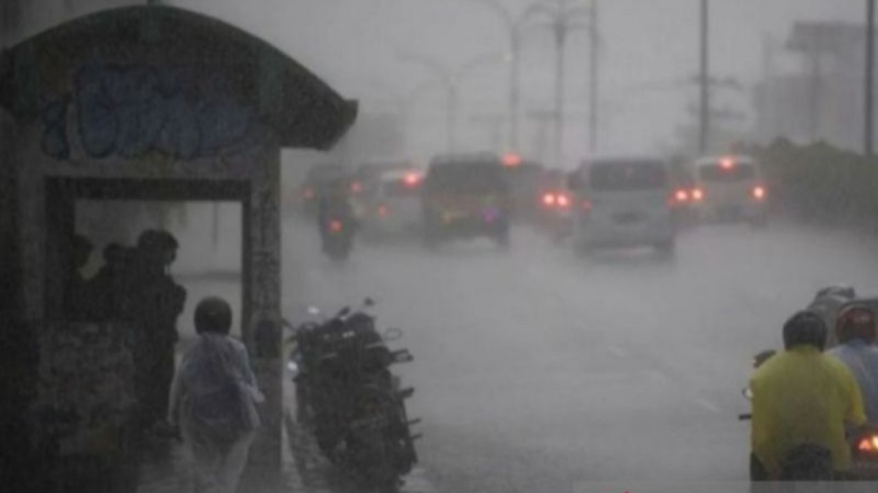 Waspada Cuaca Ekstrem Hari Ini, BMKG Ingatkan Potensi Hujan Sangat Lebat di Berbagai Wilayah Indonesia
            - galeri foto