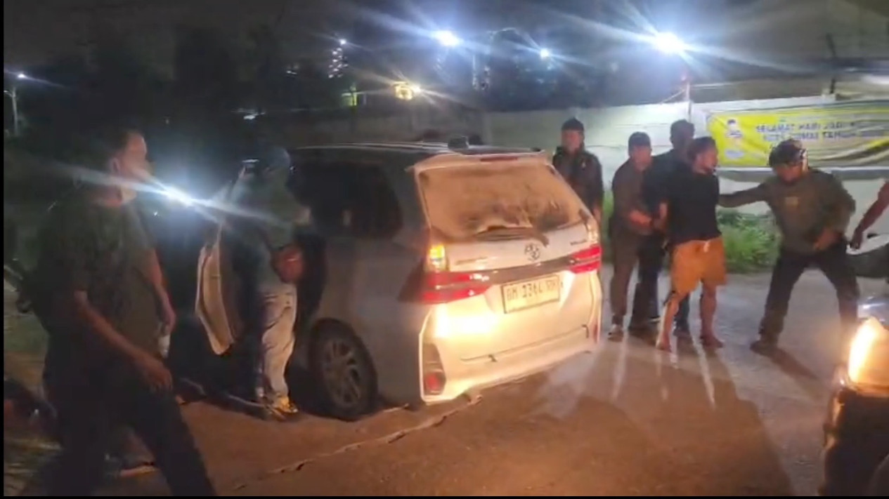 Polsek Sungai Sembilan Kota Dumai Ungkap Kasus TPPO, 29 Calon PMI Ilegal Berhasil Diamankan
            - galeri foto