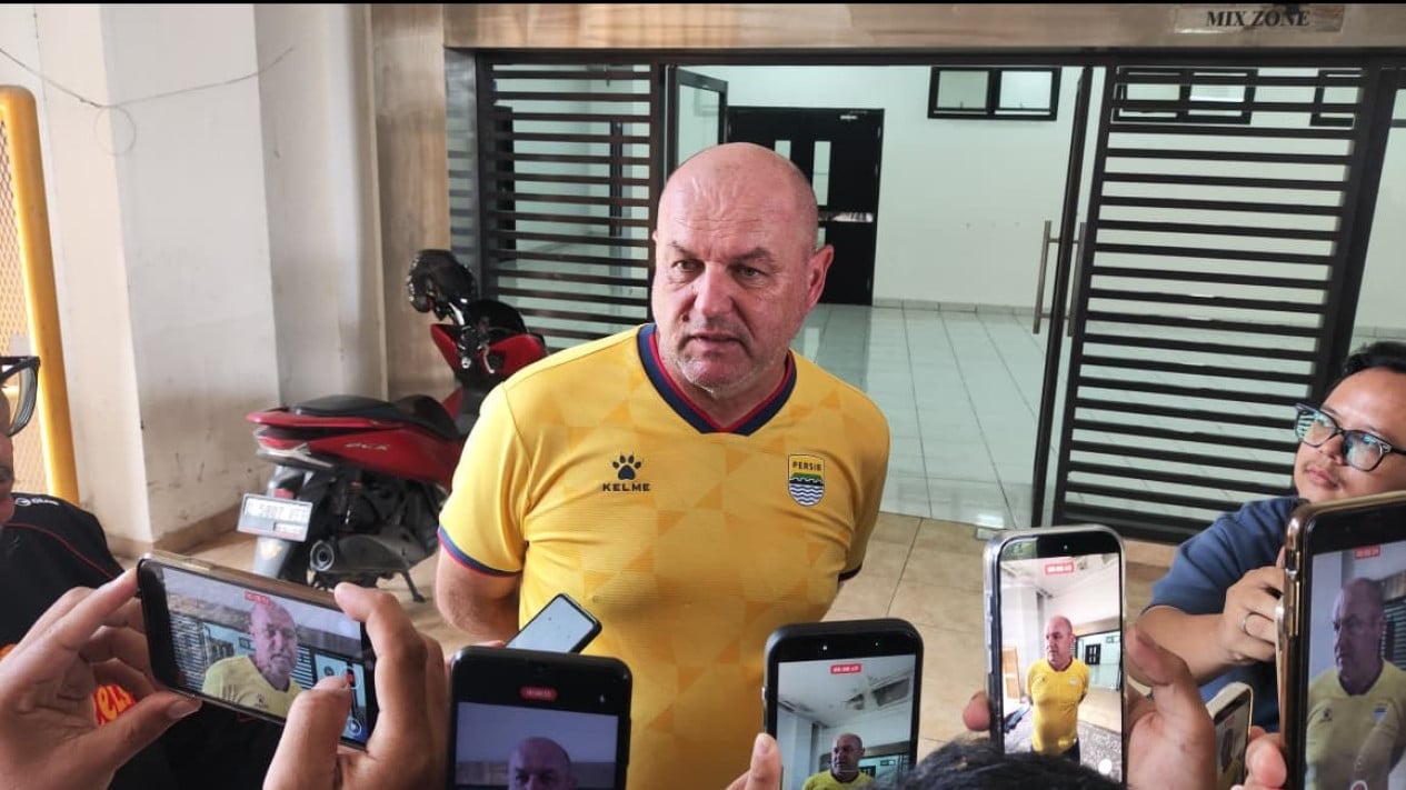 Poin Sama dengan Pesaing Terberat, Persib Anti Panik dengan Ancaman Disalip Borneo FC
            - galeri foto