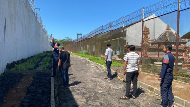 Detik-detik Petugas Lapas Way Kanan Gagalkan Penyelundupan Narkoba ke dalam Lapas