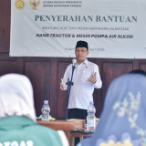 Dukung Produktivitas saat Kemarau, UKP Mardiono Salurkan Bantuan Alat Pertanian di Kulonprogo