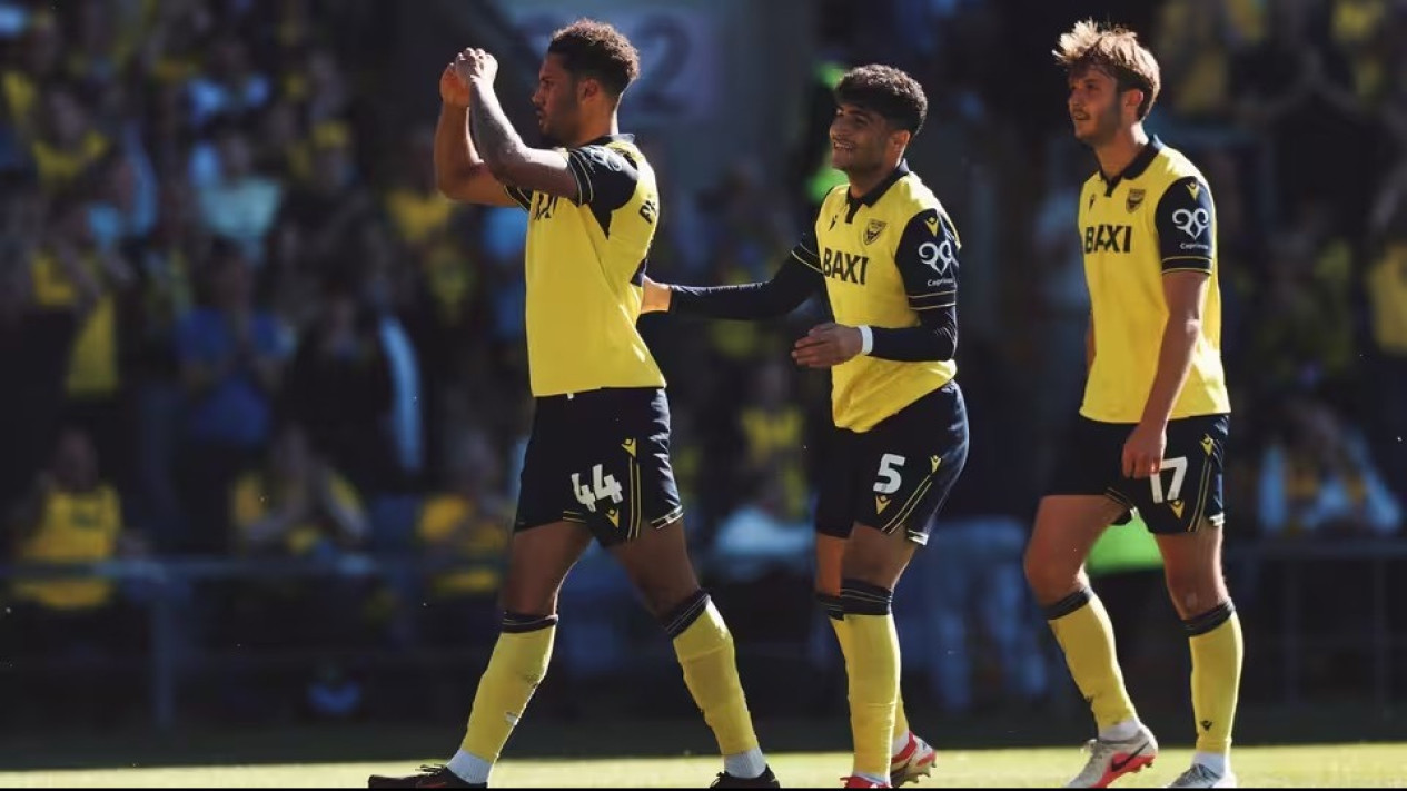 Piala Presiden Jadi Kambing Hitam Kegagalan Oxford United di Liga Inggris
            - galeri foto