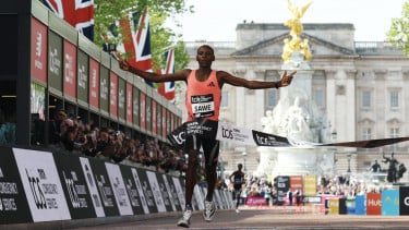 Sabastian Sawe Cetak Rekor Dunia di London Marathon 2026, Jadi Manusia Pertama yang Tembus Sub-2 Jam