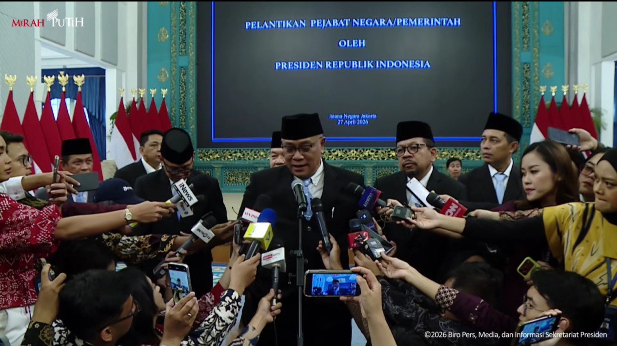 Reshuffle Kabinet Prabowo: Profil dan Kekayaan Jumhur Hidayat Jadi Sorotan Usai Dilantik Menteri Lingkungan Hidup
            - galeri foto