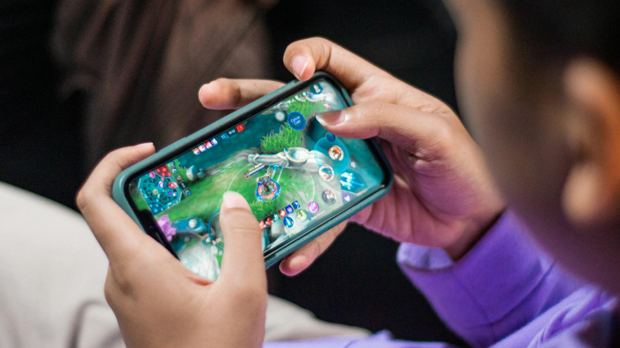 Top Up Game Mobile Legends Official Hanya di TOPUP.ID, Lebih Praktis dan Aman
            - galeri foto