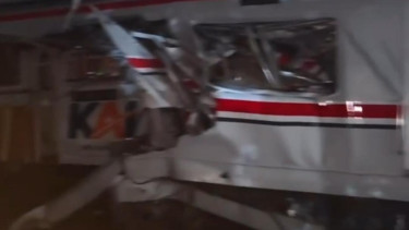 Kronologi Kereta Jarak Jauh Tabrak KRL di Stasiun Bekasi Timur
