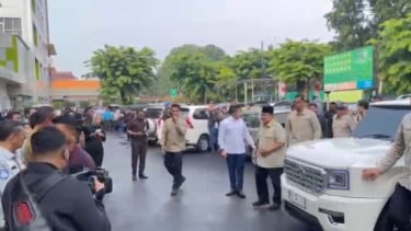 Breaking News! Presiden Prabowo Jenguk Langsung Korban Kecelakaan Kereta di RSUD Bekasi, Sampaikan Belasungkawa atas Nama Pribadi