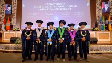 Empat Guru Besar Dikukuhkan, Ketua Senat UAD: Semoga Mampu Memberi Manfaat bagi Kesejahteraan Umat Manusia