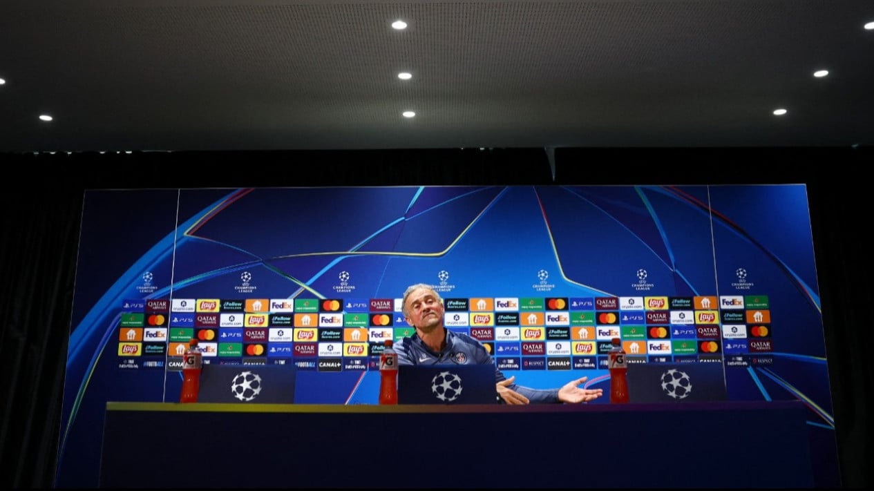 Luis Enrique Pecahkan Rekor Pep Guardiola
            - galeri foto