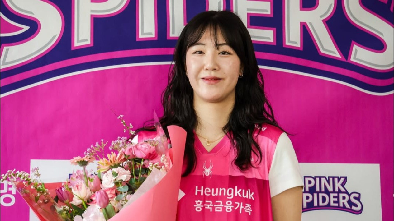 Tak Cukup Hanya Datangkan Banyak Pemain Bintang, Demi Raih Gelar Juara V League Pink Spiders Sampai Lakukan Hal Ini
            - galeri foto