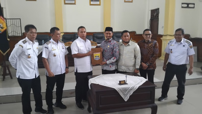 Melepas Belenggu Fiskal: DPRD Pariaman Desak Kemandirian, Pemko Tantang Legislatif Beraksi