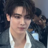 Joong Archen Disambut Meriah di Jakarta, Fans Padati Acara Pop-up Parfum di Grand Indonesia