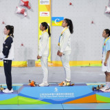 Pecah Rekor Dunia! Desak/Asih Sumbang Emas Bersejarah untuk Indonesia di Asian Beach Games 2026