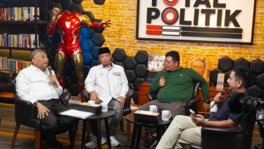 Seruan Keras Wamenaker: Jangan Sampai Regulasi Justru Picu Ledakan Pengangguran!