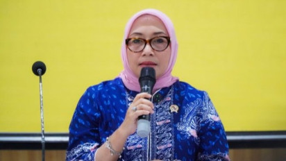 Minta Maaf Soal Pernyataan Usulan Gerbong KRL Perempuan Dipindah ke Tengah, Menteri PPPA: Saya Mohon Maaf Sebesar-besarnya