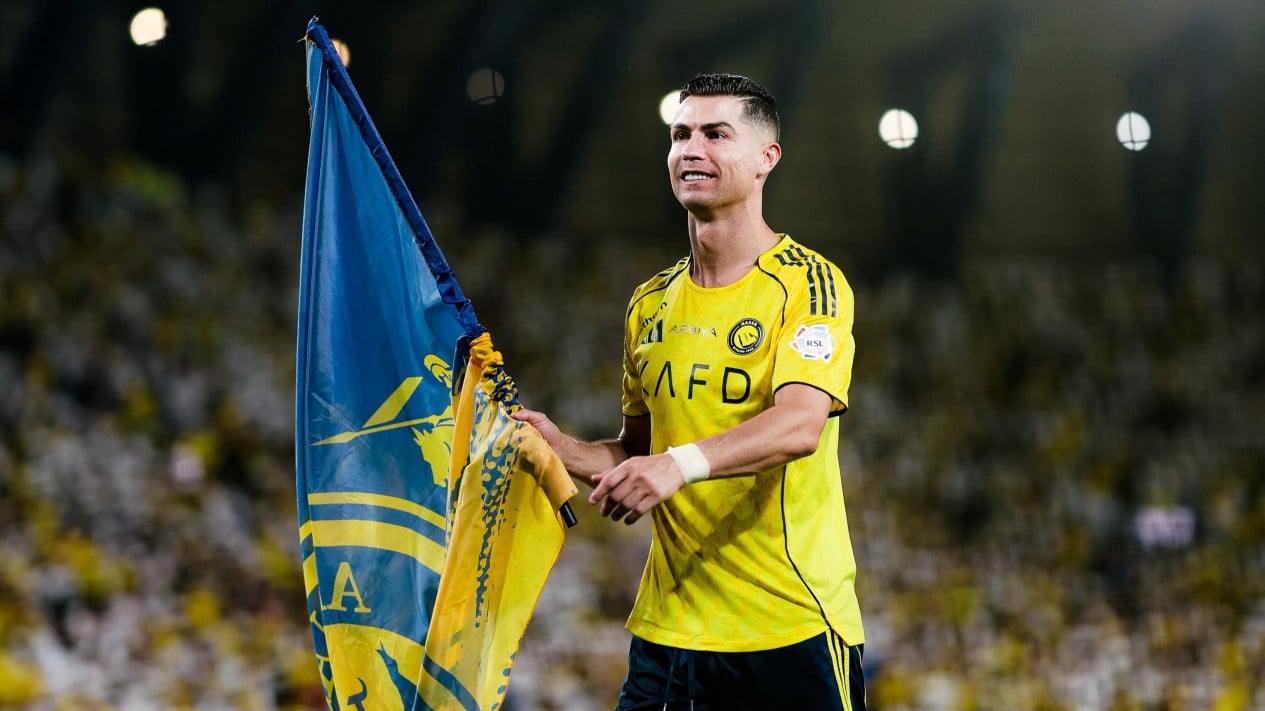 Update Klasemen Liga Pro Saudi 2025/2026: Al Hilal Menguntit Al Nassr yang Bertengger di Puncak
            - galeri foto