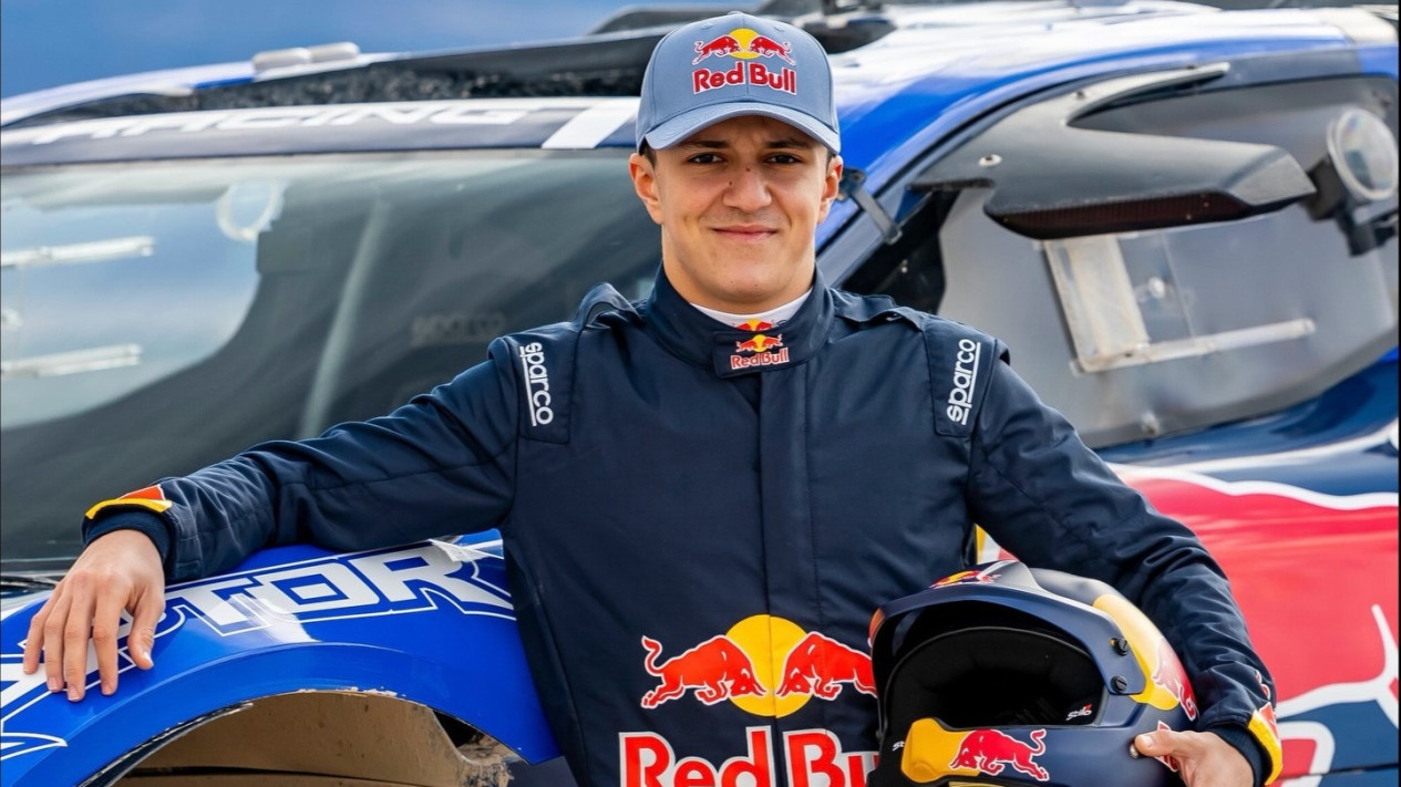 Isack Hadjar Akui Khawatir saat Tahu Dirinya akan Promosi ke Red Bull dan Jadi Tandem Max Verstappen di F1 2026
            - galeri foto