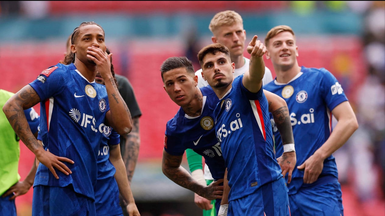 Tiket Chelsea Vs AC Milan di GBK Jakarta Segera Dijual! Ini Jadwal Lengkap dan Cara Belinya Agar Tidak Kehabisan
            - galeri foto