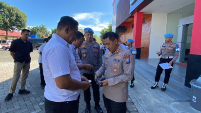 Pastikan Anggota Disiplin, Polres Probolinggo Gelar Tes Urine Mendadak dan Cek Senpi Rutin