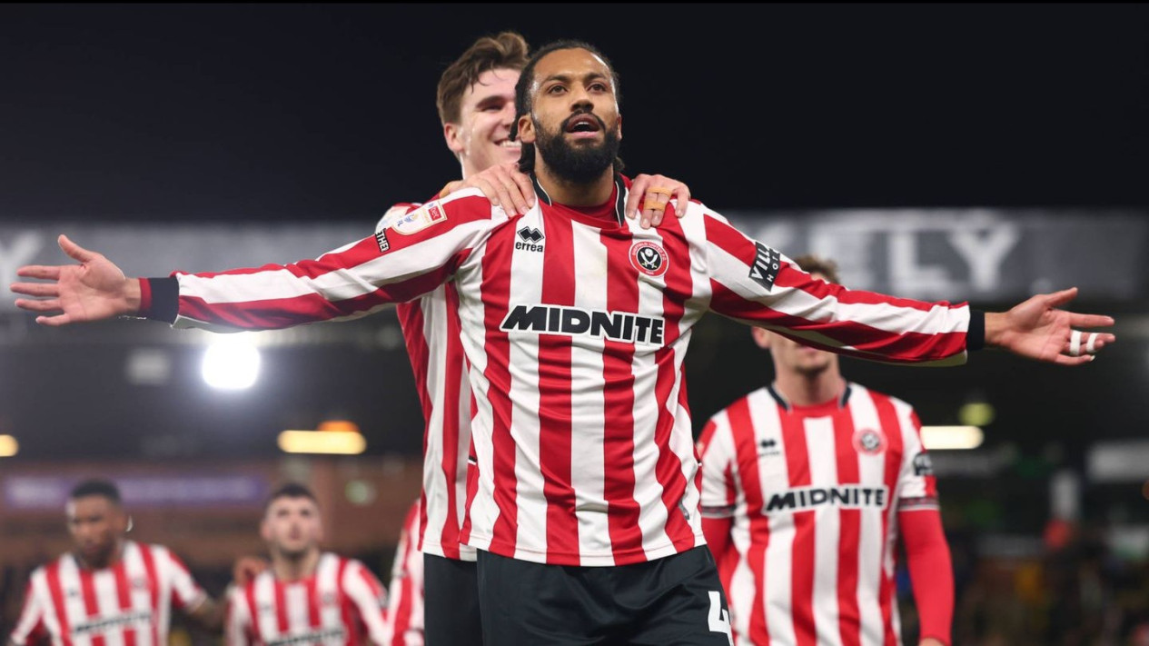 Sempat Kena PHP Timnas Indonesia Era Kepelatihan Patrick Kluivert, Eks Timnas Belanda Ini Malah Bersinar di Liga Inggris! John Herdman Tertarik?
            - galeri foto