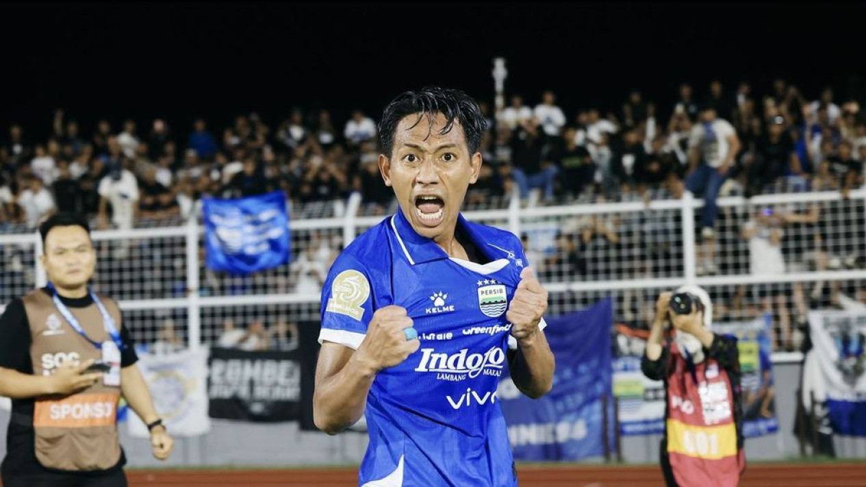Meski Berhasil Comeback Atas Bhayangkara FC, Persib Bandung Tetap akan Gagal Juara Super League Jika Skenario Terburuk Ini Terjadi
            - galeri foto