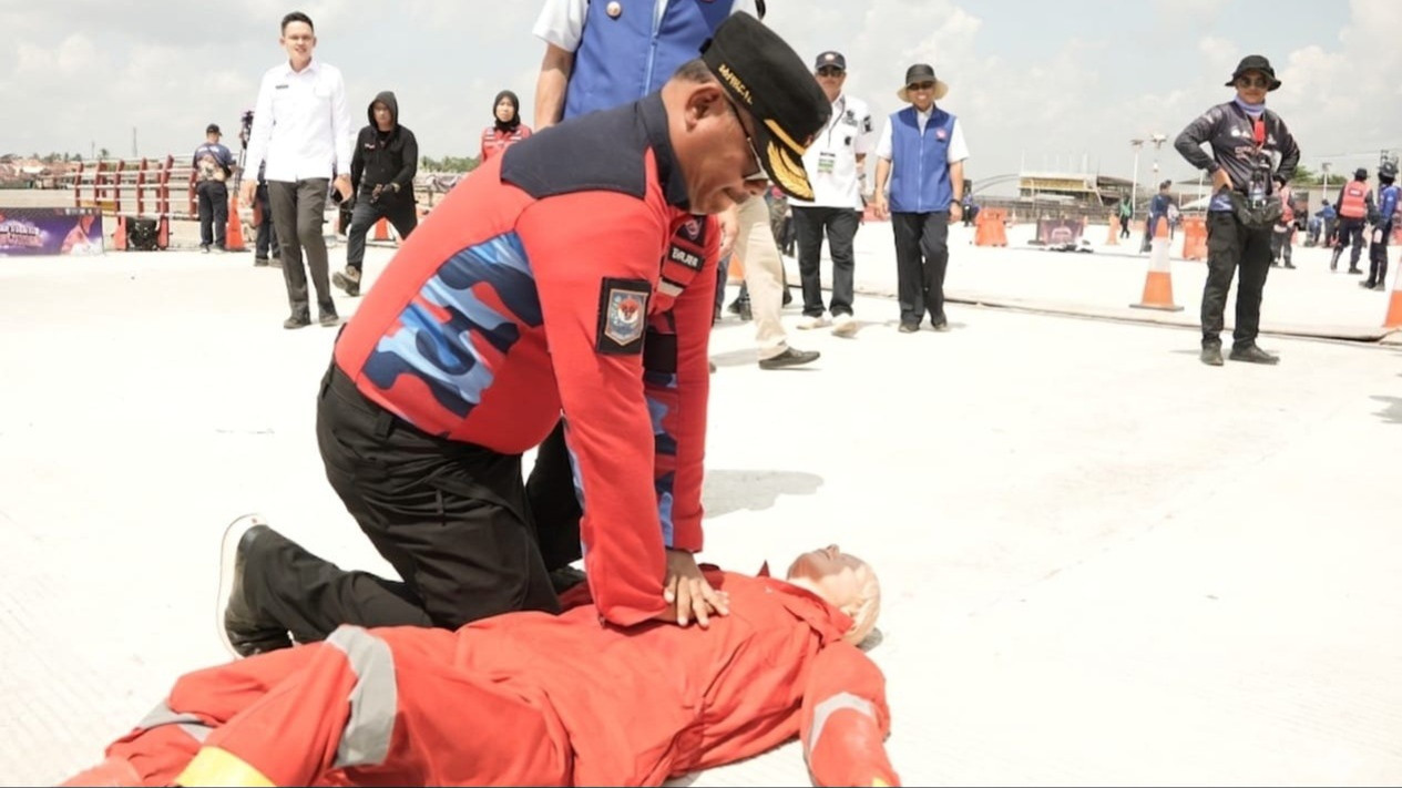 Tingkatkan Kesiapan Personel Damkar, Kemendagri Gelar NFSC 2026 di Palembang
            - galeri foto