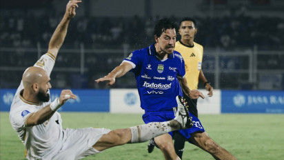 Persib Bandung Hajar Bhayangkara FC 4-2, Kembali Puncaki Super League 2025/2026, Bobotoh: Langsung Aja Kasih Pialanya ke King Persib!