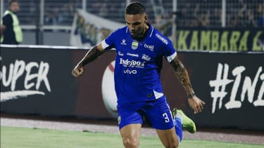 Reaksi Bobotoh Soal Performa Layvin Kurzawa di Laga Bhayangkara FC Super League 2025/2026: Ini yang Persib Butuhkan, Crossing Kelas Eropa!